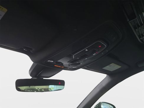 Used 2017 Audi A4 2.0T Prestige image 25