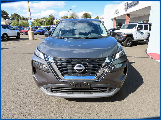 Used 2023 Nissan Rogue S AWD/4WD image 3