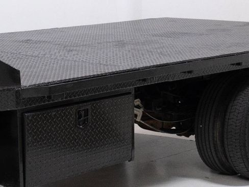 Used 2018 Ford F550 4x4 Regular Cab Super Duty image 75