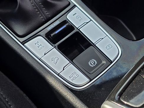 Used 2022 Hyundai Tucson SEL w/ Winter Package image 30