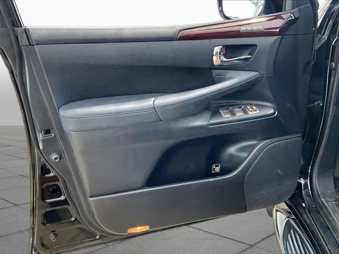 Used 2015 Lexus LX 570 4WD image 22