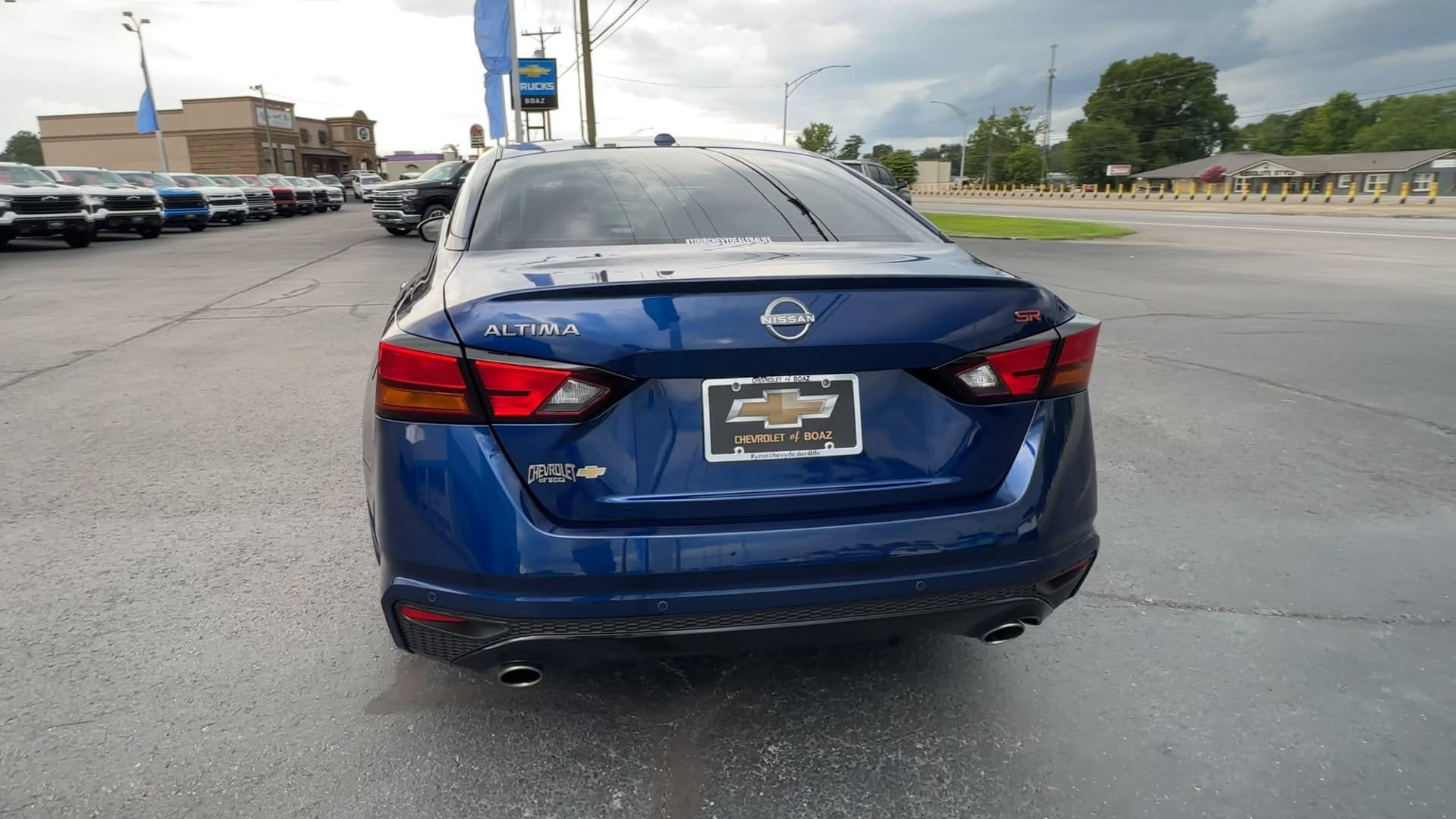 Used 2024 Nissan Altima 2.5 SR w/ SR Premium Package FWD image 7