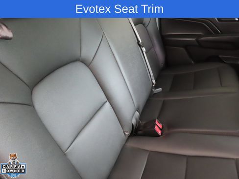 Used 2025 Chevrolet Colorado Trail Boss AWD/4WD image 23