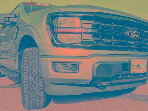 Certified 2025 Ford F150 XLT w/ Equipment Group 301A Standard AWD/4WD image 22