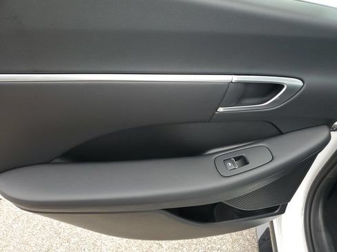 New 2026 Hyundai Sonata SEL FWD image 15