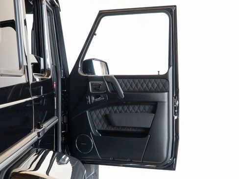 Used 2017 Mercedes-Benz G 550 Squared image 61