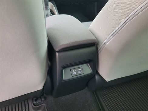 Used 2026 Toyota Corolla LE FWD image 10
