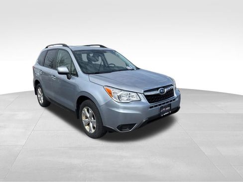 Used 2015 Subaru Forester 2.5i Premium AWD/4WD image 17
