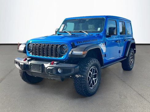 Certified 2025 Jeep Wrangler Unlimited Rubicon w/ Safety Group AWD/4WD image 3