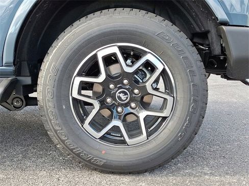 New 2025 Ford Bronco Outer Banks image 5