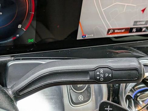 Used 2022 Mercedes-Benz GLB 250 4MATIC image 10
