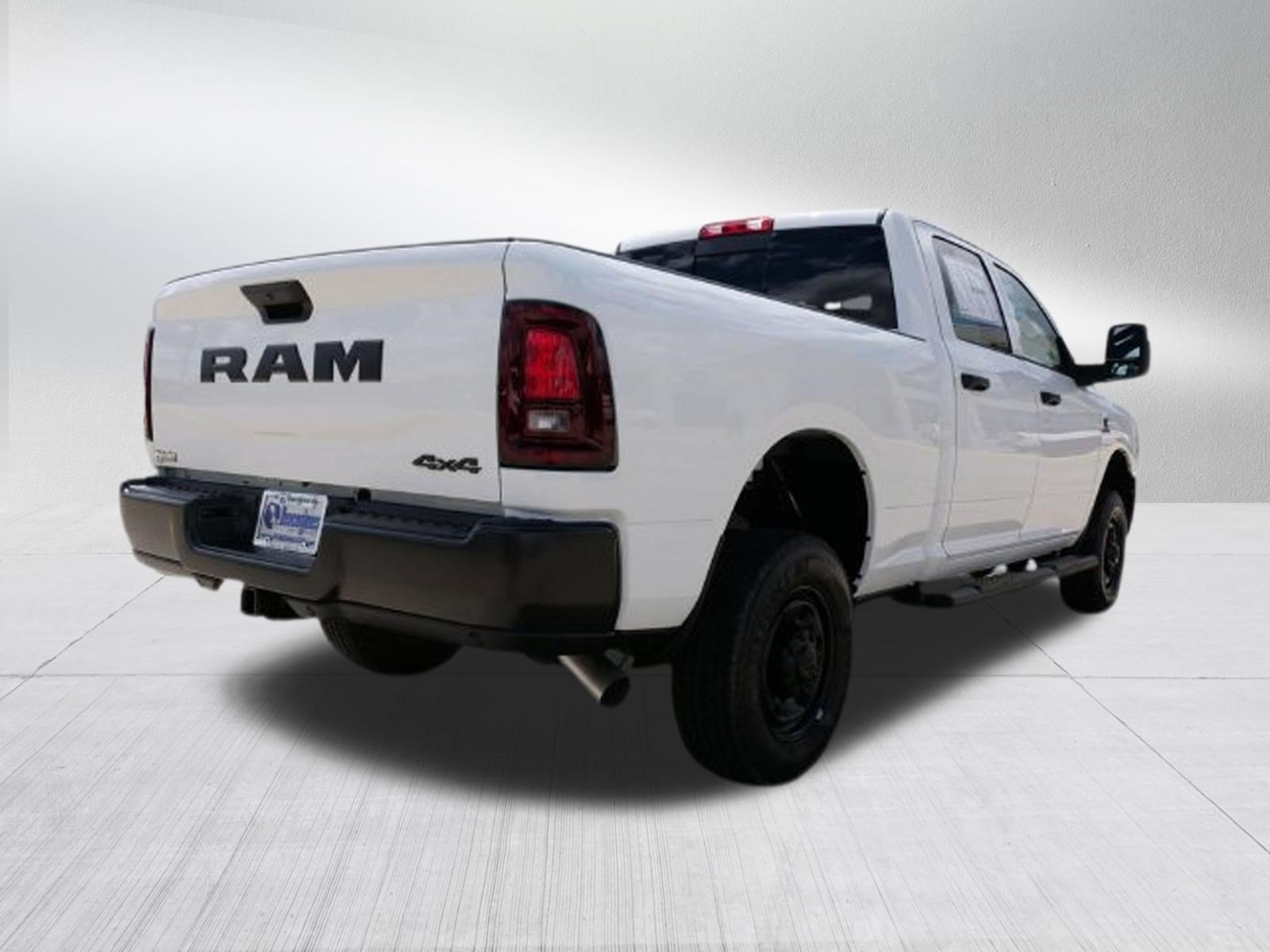 Used 2025 RAM 2500 Tradesman AWD/4WD image 3