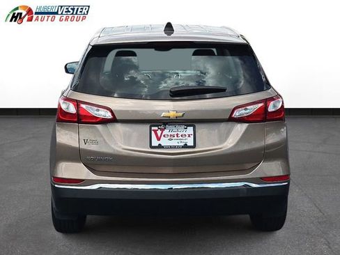 Used 2018 Chevrolet Equinox LS image 8