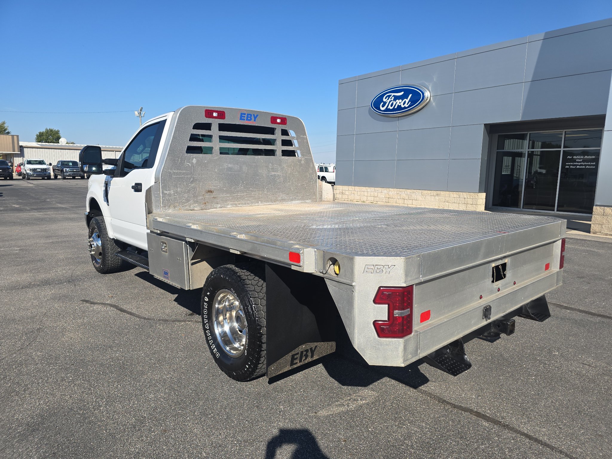Used 2017 Ford F350 XL w/ Power Equipment Group AWD/4WD image 8