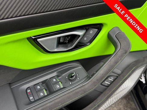 Used 2024 Lamborghini Urus S AWD/4WD image 23
