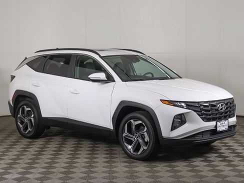 Used 2023 Hyundai Tucson SEL w/ Convenience Package AWD/4WD image 2