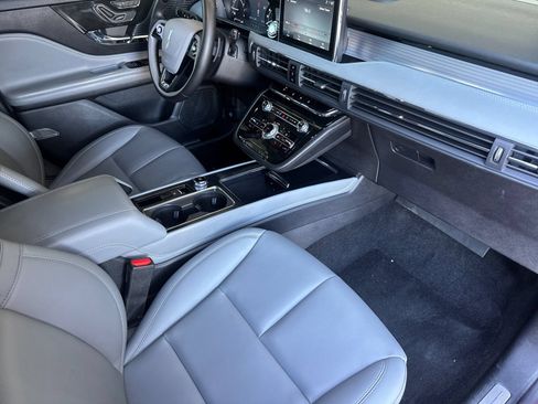 Used 2022 Lincoln Corsair FWD image 18