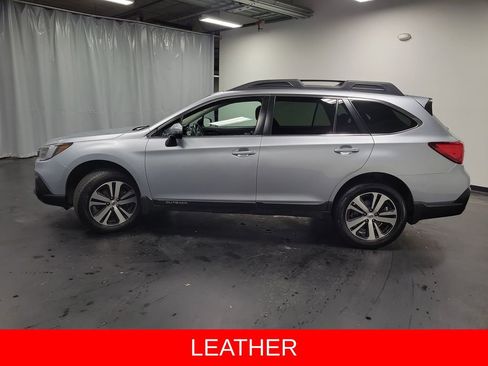 Used 2019 Subaru Outback 2.5i Limited w/ Popular Package #2 image 5