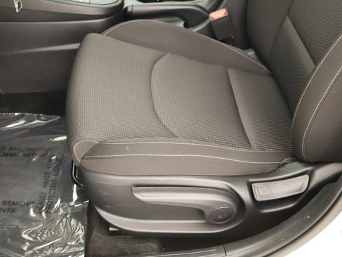 Used 2020 Kia Forte LXS FWD image 24