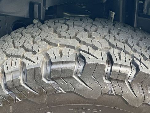 Used 2024 Jeep Wrangler Willys image 31