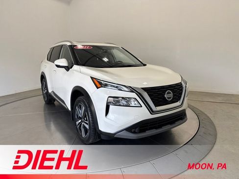 Used 2021 Nissan Rogue SL AWD/4WD image 1