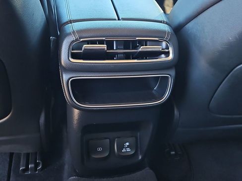 Used 2024 Genesis GV80 2.5T AWD/4WD image 21