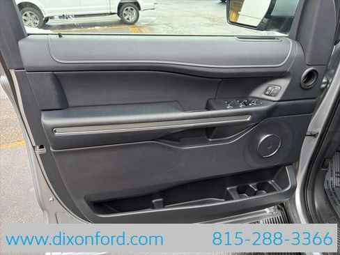 Used 2024 Ford Expedition XLT image 24