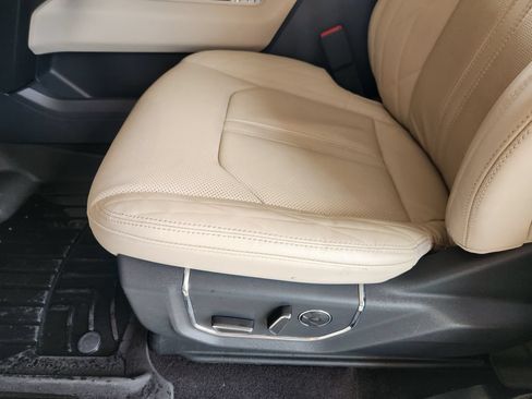 Used 2022 Ford Expedition Platinum AWD/4WD image 24