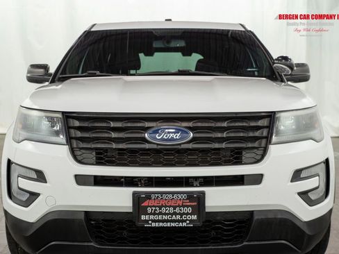 Used 2017 Ford Explorer 4WD Police Interceptor w/ Ultimate Wiring Package image 2
