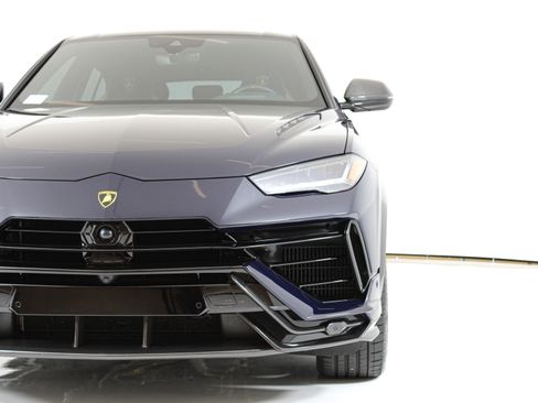 Used 2024 Lamborghini Urus Performante AWD/4WD image 12