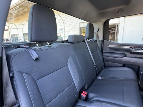 Used 2025 Chevrolet Silverado 1500 LT AWD/4WD image 17