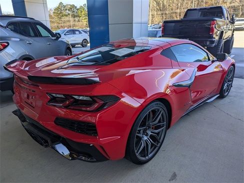 Used 2023 Chevrolet Corvette Z06 image 2