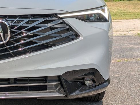 Certified 2025 Acura ADX A-Spec image 9