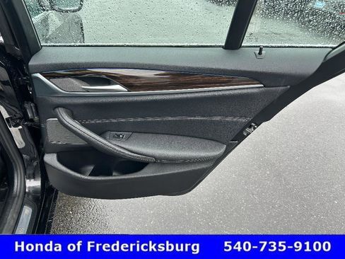 Used 2023 BMW 530e xDrive image 13