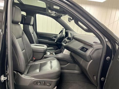 Used 2021 Chevrolet Tahoe Z71 w/ Luxury Package image 23