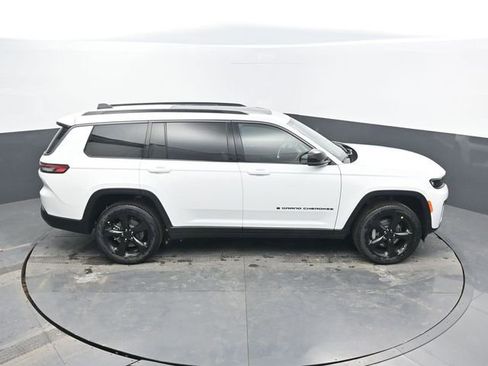 New 2026 Jeep Grand Cherokee L Limited image 50