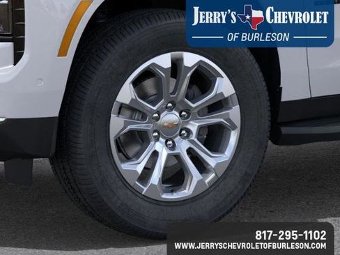 New 2026 Chevrolet Suburban LT w/ Comfort Package image 12