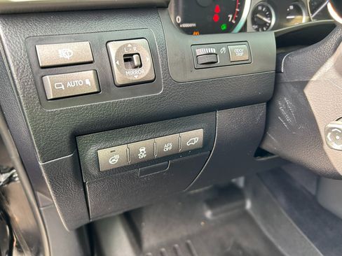 Used 2015 Lexus LX 570 4WD image 10