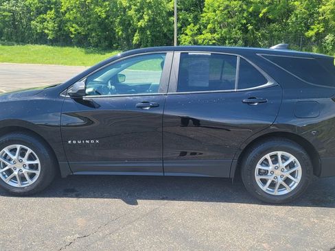 Used 2023 Chevrolet Equinox LS w/ LS Convenience Package FWD image 7