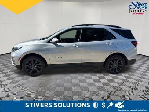 Used 2022 Chevrolet Equinox RS w/ Infotainment Package AWD/4WD image 10