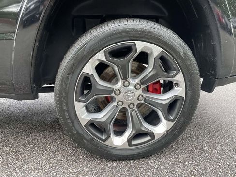 Used 2023 RAM 1500 Limited AWD/4WD image 10