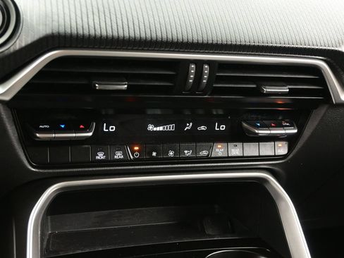 Used 2025 MAZDA CX-90 3.3 Turbo w/ Select Package AWD/4WD image 21