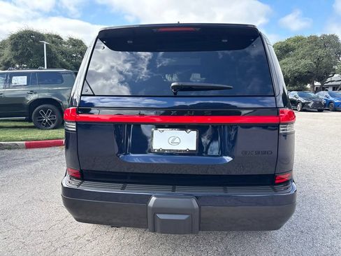 Certified 2025 Lexus GX 550 w/ Accessory Package (2T) AWD/4WD image 4