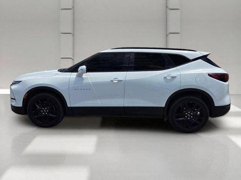 Certified 2023 Chevrolet Blazer LT FWD image 2