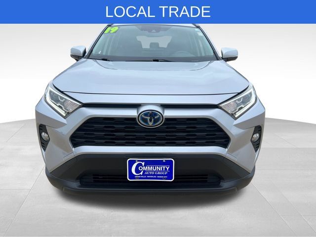 Used 2019 Toyota RAV4 XLE w/ Carpet Mat Package AWD/4WD image 9