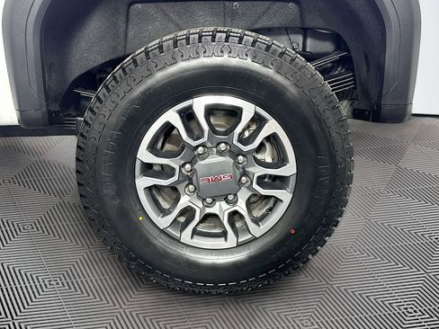Used 2023 GMC Sierra 3500 SLE w/ SLE Convenience Package AWD/4WD image 29