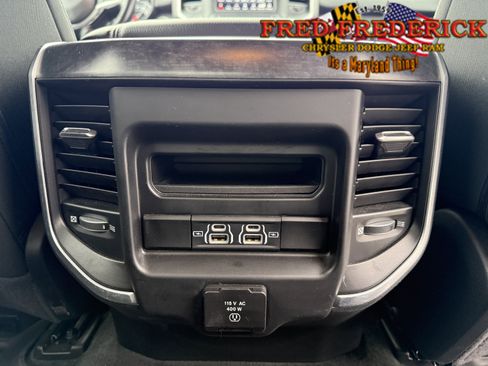 Used 2021 RAM 1500 Big Horn image 18