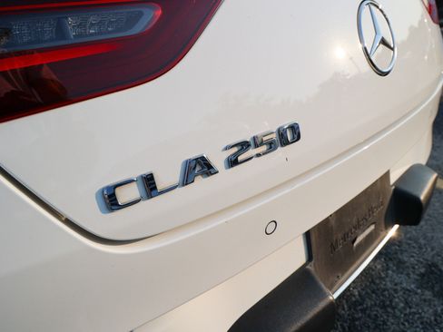 Used 2025 Mercedes-Benz CLA 250 image 11