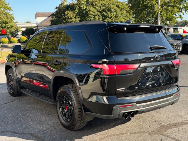 Used 2025 Toyota Sequoia TRD Pro AWD/4WD image 6