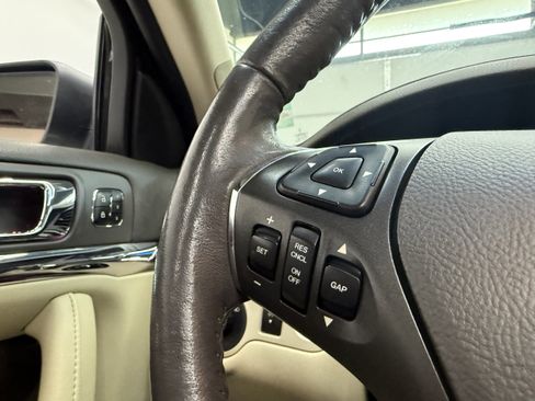 Used 2015 Lincoln MKS AWD w/ Technology Package image 16